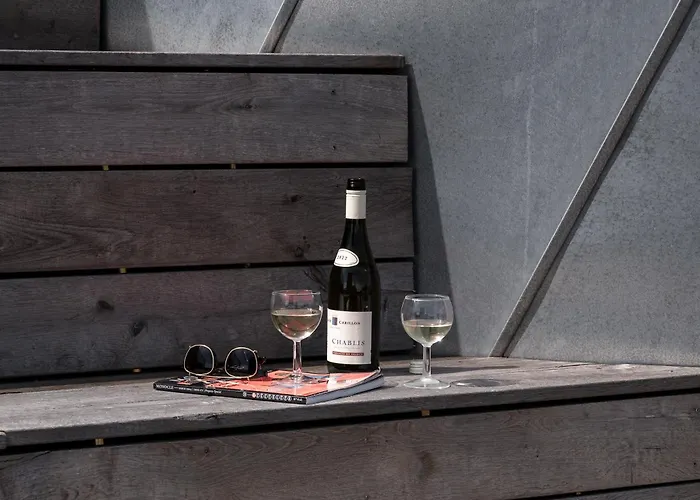 The Pier By Daniel&jacob's